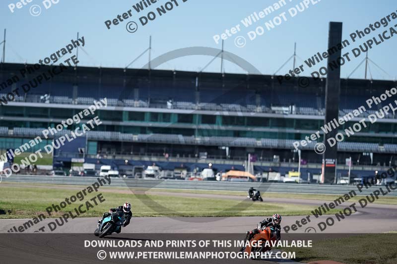 Rockingham no limits trackday;enduro digital images;event digital images;eventdigitalimages;no limits trackdays;peter wileman photography;racing digital images;rockingham raceway northamptonshire;rockingham trackday photographs;trackday digital images;trackday photos